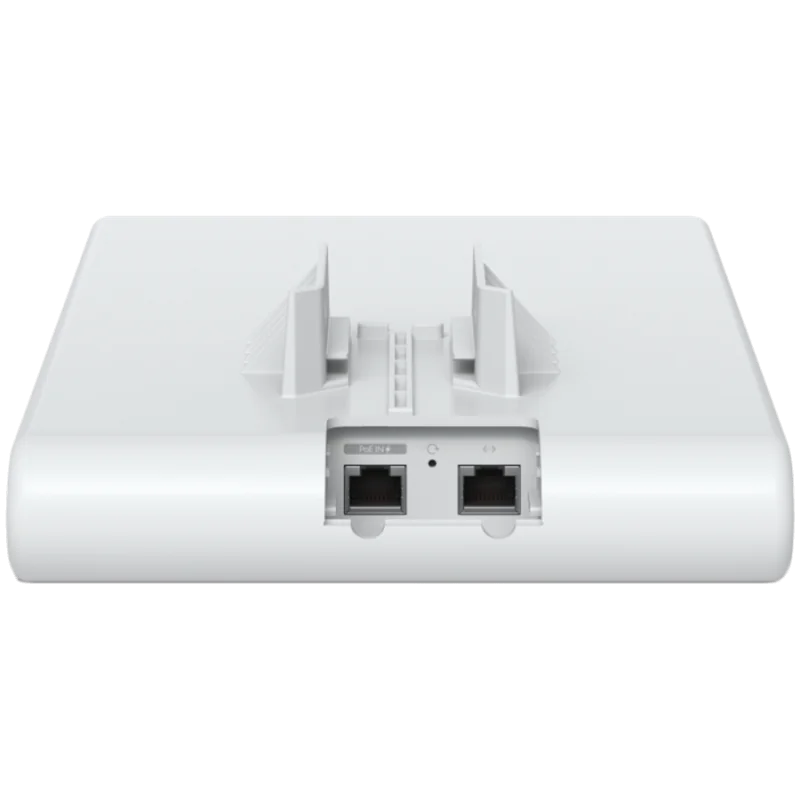 Ubiquiti U6-Mesh-Pro-EU Indoor/outdoor WiFi 6 AP with 4 spatial streams, an integrated super antenna, and a gigabit passthrough 