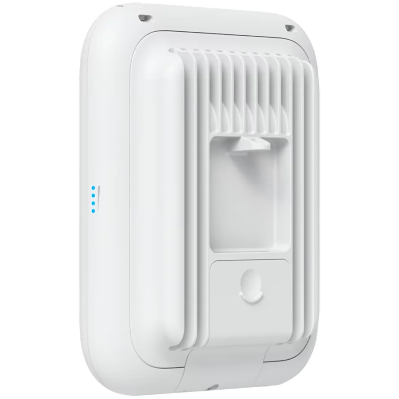 Ubiquiti U7-PRO-OUTDOOR WiFi 7, 6 spatial streams, 465 m2 open space coverage with the integrated directional super antenna, Pow