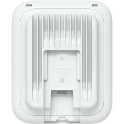 Ubiquiti U7-Outdoor All-weather WiFi 7 AP with 4 spatial streams, an integrated directional super antenna, and versatile mountin